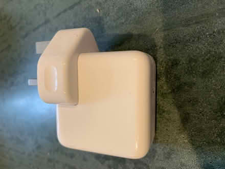 Photo of free 30 Watt USB C charger by Apple (Elephant and castle SE11) #1