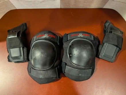 Photo of free Children Wrist & Knee Guards (Fanwood) #1