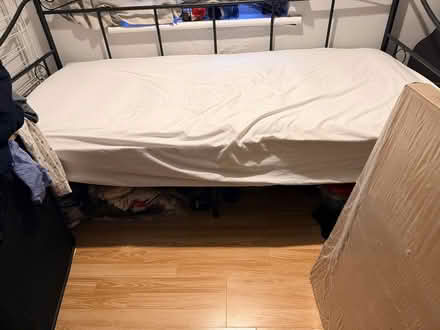 Photo of free Day bed and mattress (Colliers wood CR4) #4