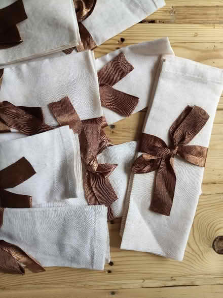 Photo of free 9 cream napkins with brown ribbon (Keynsham Memorial Park BS31) #2