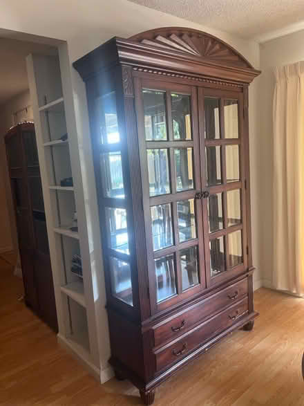 Photo of free Vintage China cabinet (Sunnyvale - Ponderosa Park) #2