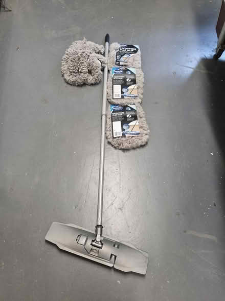 Photo of free Mop (CM2 springfield, chelmsford) #1