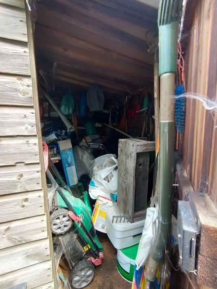 Photo of free Gardening equipment and vases (Leatherhead KT22) #4