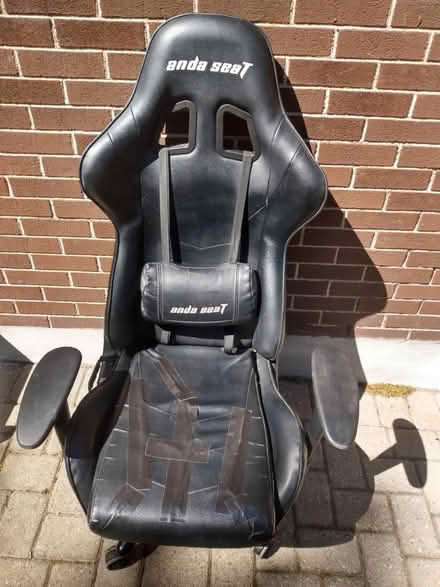Photo of free Anda Seat Gaming Chair on wheels (Near Baseline Rd. & Clyde Ave.) #1