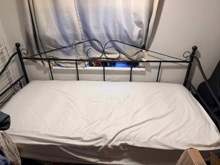Photo of free Day bed and mattress (Colliers wood CR4) #1