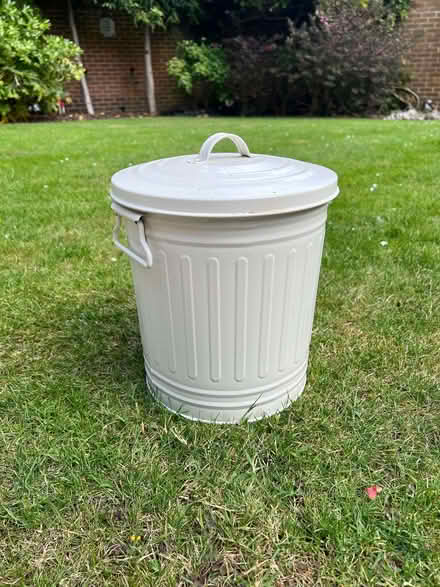 Photo of free Waste Paper Bin shaped as a dustbin (Mill Green AL7) #2