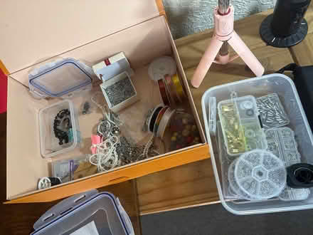 Photo of broken/discarded : jewelries, Beads, Stones, metals chains (Kennington SE11) #1