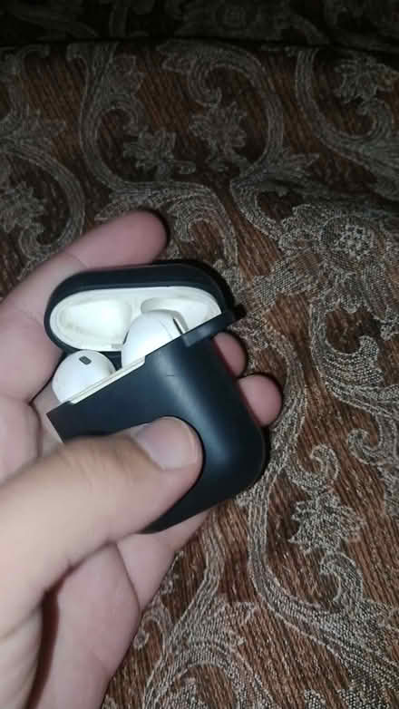 Photo of free Airpods (Peshawar - Dalazak Road) #1