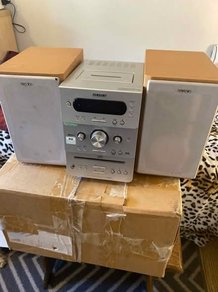 Photo of free Sony music centre (TW14 bedfont) #1