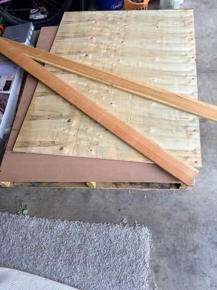 Photo of free Pallet (Tigard near high school) #1