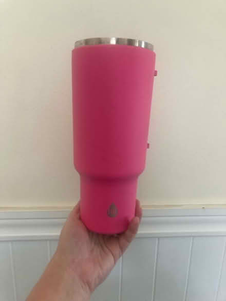 Photo of free 40 oz Travel Mug (Ypsilanti Township) #2