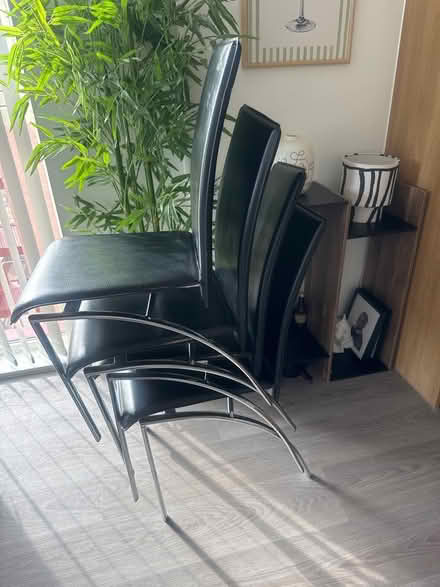 Photo of free 4 dining chairs (Harrow Wealdstone HA1) #1