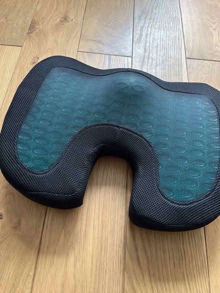 Photo of free Seat cushion (Leytonstone E11) #1