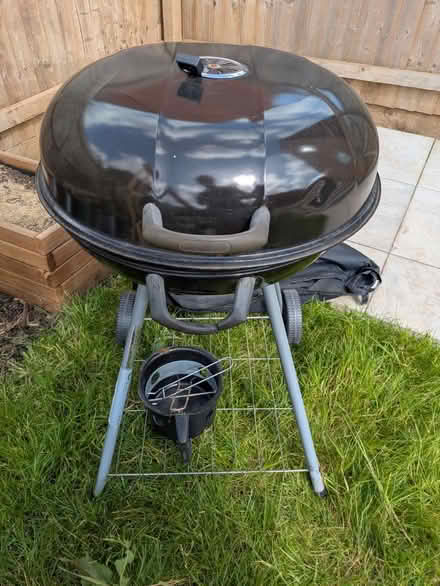 Photo of free Old BBQ and cover (Nottingham) #2