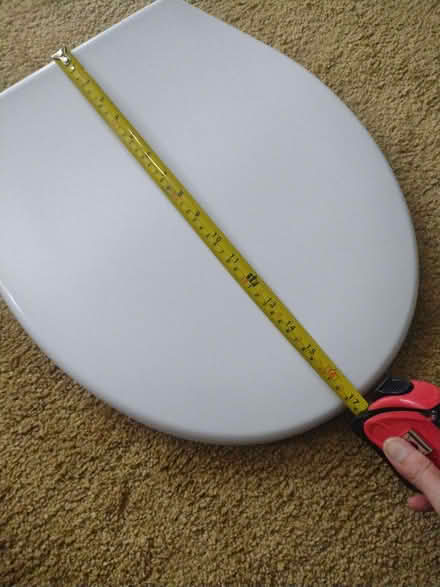 Photo of free White toilet seat (no fittings) (Crookes S10) #1