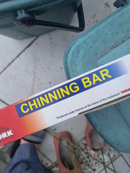 Photo of free Chinning bar (W5) #1