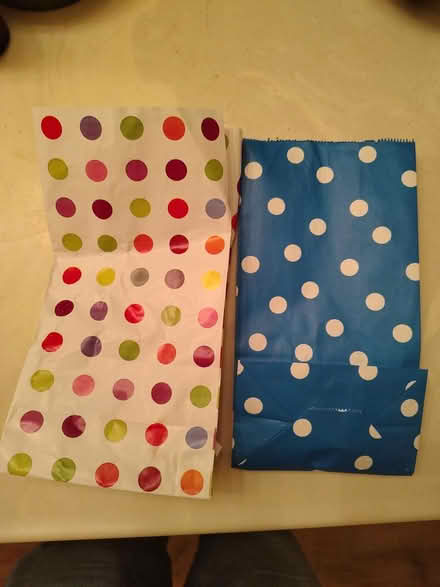 Photo of free two polka dot paper goody bags (downtown novato) #1