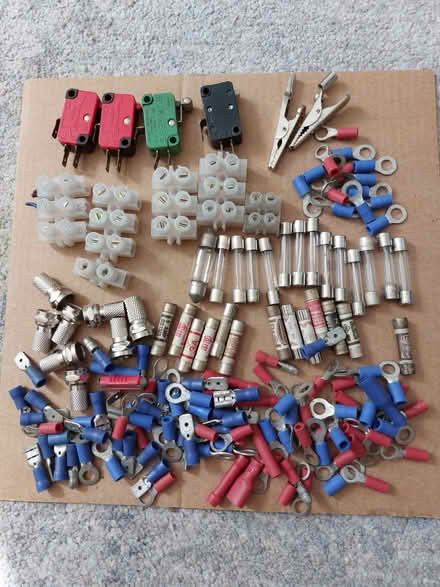 Photo of free Small electrical items (Humphrey's End GL6) #1
