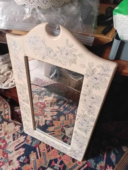 Photo of free large decorative mirror (Whitehill GU35) #1