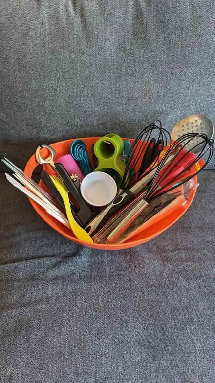 Photo of free Assortment of Kitchen Items (01890) #3