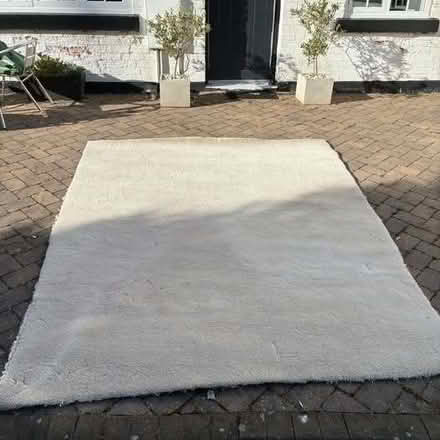 Photo of free Cream carpet (Castle Donington DE74) #1