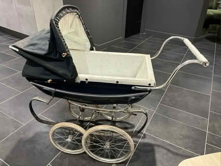 Photo of free Silver Cross Pram (Gorgie EH11) #1