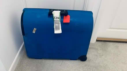 Photo of free hard case Carlton Suitcase (Westdene BN1) #2
