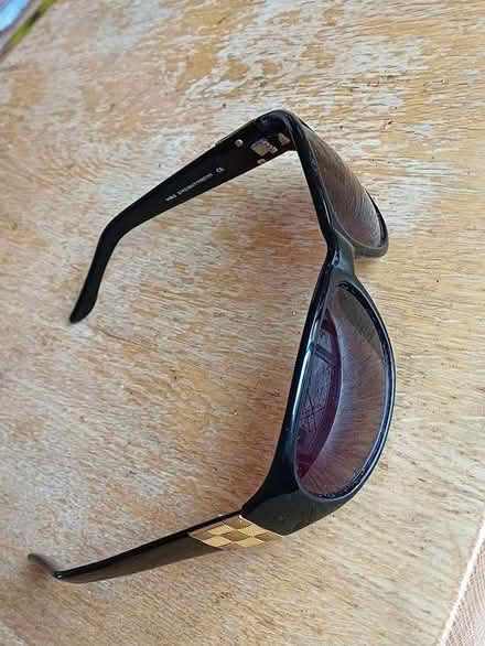 Photo of free Sunglasses (Charlton OX12) #2