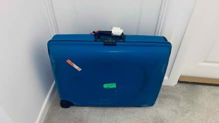 Photo of free hard case Carlton Suitcase (Westdene BN1) #1