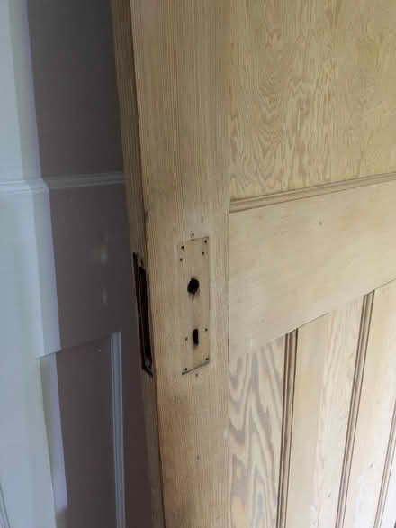 Photo of free Pine 1930s style internal door (Girton CB3) #3