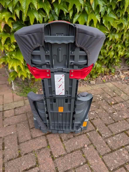 Photo of free Graco Junior Maxi R44 Highback Booster Car Seat (Carrick Knowe EH12) #4