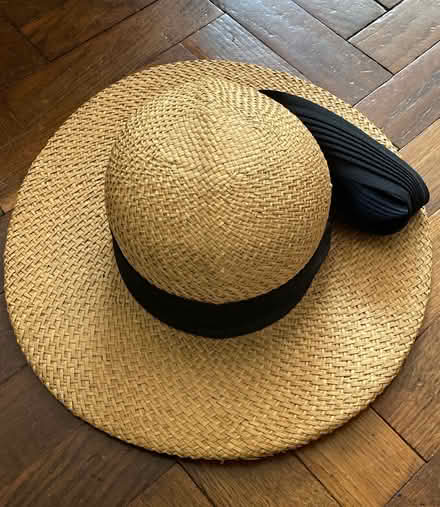 Photo of free Hats (Gore ME9) #2