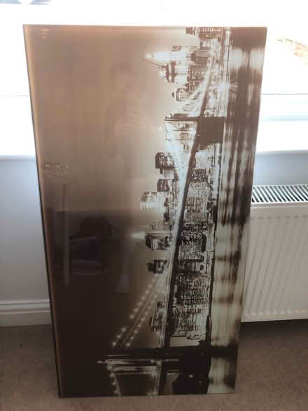 Photo of free Glass table top (Horsforth LS18) #1