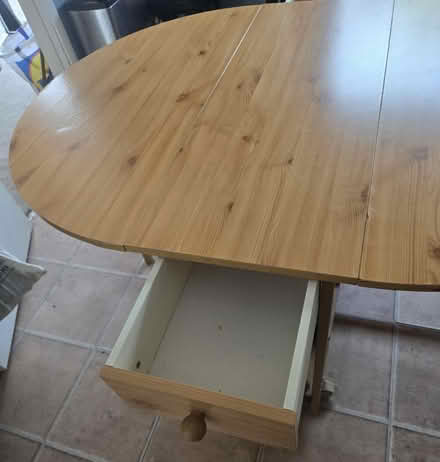 Photo of free Space Saving Table & Chairs (Aldershot GU12) #2