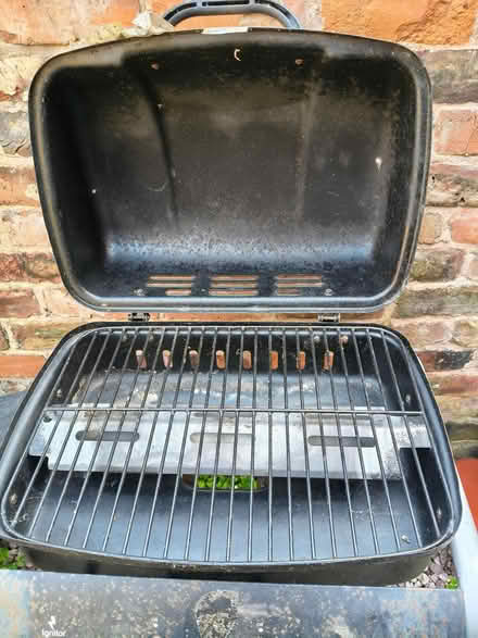 Photo of free gas bbq (Manchester rusholme M14) #2