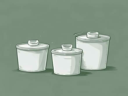Photo of 45 gallon drums with lids for water butts (Stanford-Le-Hope SS17) #1