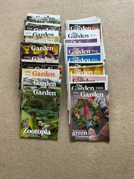 Photo of free RHS garden magazines x 30 (approx) (Leckhampton GL53) #1