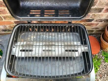Photo of free gas bbq (Manchester rusholme M14) #1