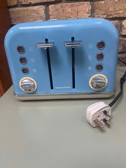 Photo of free 4 slice toaster (Dundrum) #1