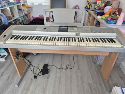 Photo of free Yamaha electric piano / keyboard (Welwyn, AL7) #1