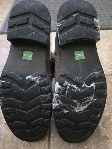Photo of free used boots womens 9.5 (Elmvale acres, Lynda lane park) #4