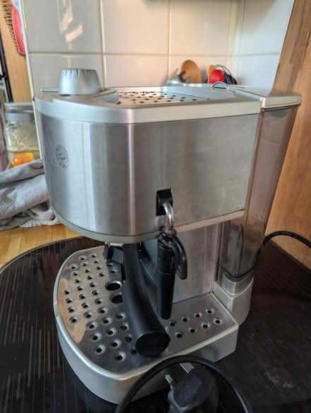 Photo of free DeLonghi coffee maker (Didcot) #2