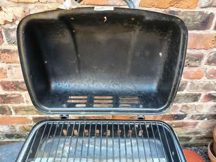 Photo of free gas bbq (Manchester rusholme M14) #4