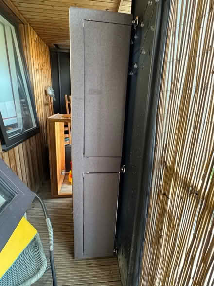 Photo of free Single bed with drawers (West Hampstead NW6) #1