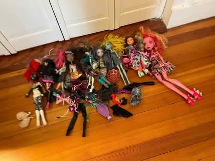 Photo of free Monster High castle and dolls (Brookline) #4