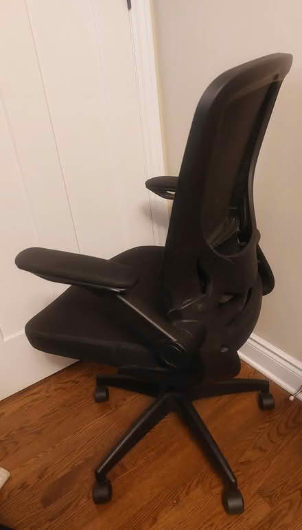 Photo of free Office Chair (Central Ottawa - River Ward) #3