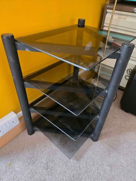 Photo of free HIFI Stand (Halton HP22) #1