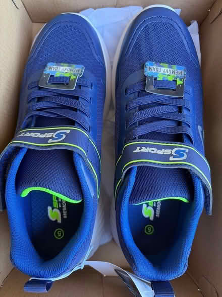 Photo of free New child size 5 (Bascom/Union Campbell) #1