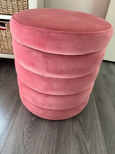 Photo of free Storage stool (Hyde, SK14) #1
