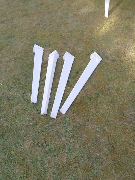 Photo of free White plastic patio set - 4 seats & oval table (Parkhead S11) #2